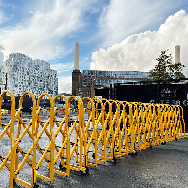 Durable Aluminum Yellow Expandable Safety Interlock Connecting Gate Barriers