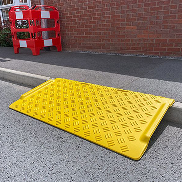 Reinforced Heavy Duty Plastic Wheelchair Kerb Ramp