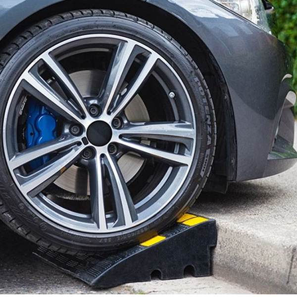 Heavy Duty Portable Drive & Ultra-Strong Rubber Ramps