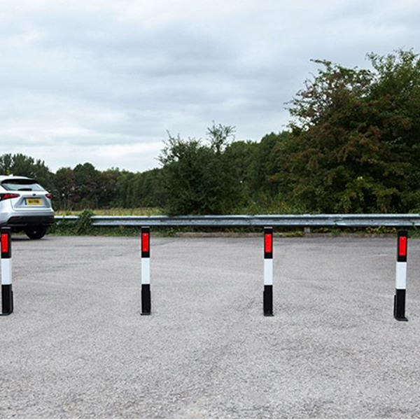 Removable Impact Bollards with A Strong Padlock And Two Keys